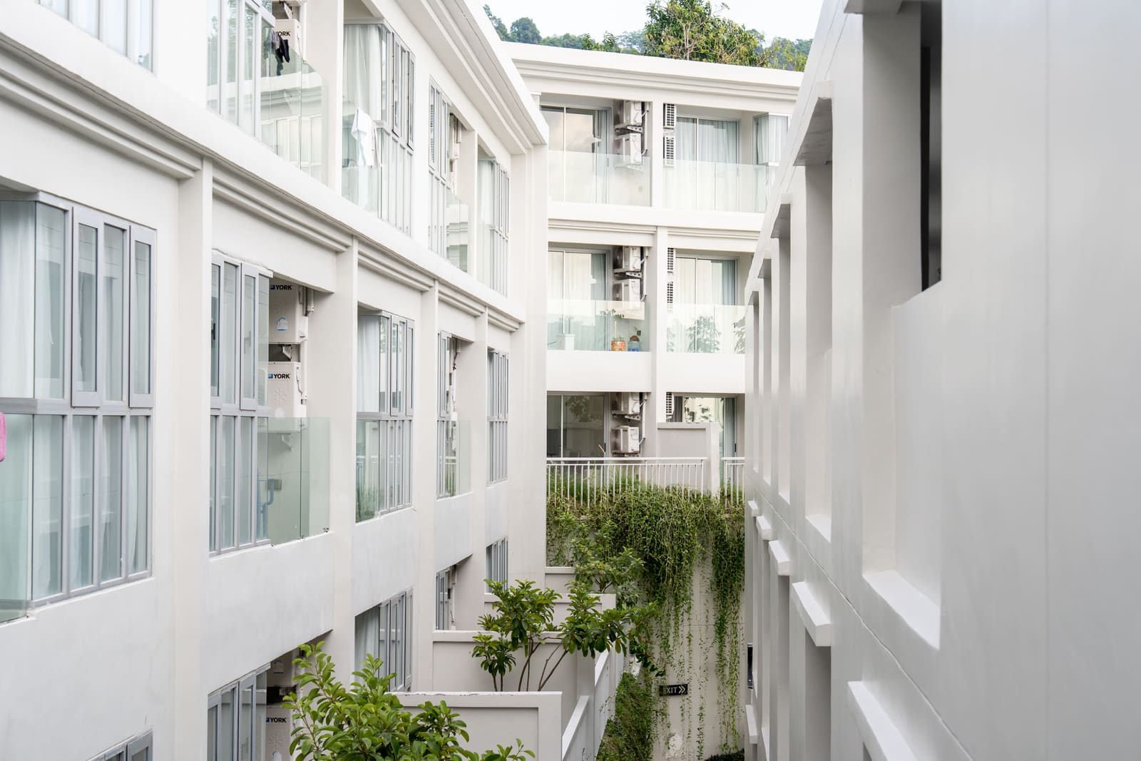 Seavale Residence Patong